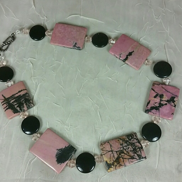 Bead Joy Jewelry - Necklace Rhodonite stone bead Pink black